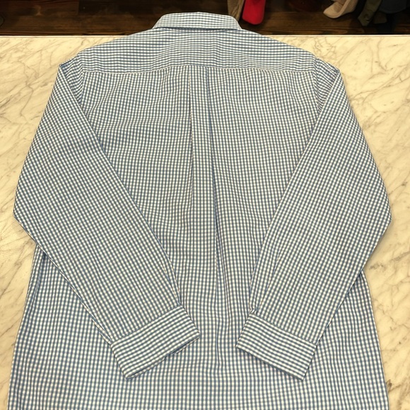 Vineyard Vines Button Down - Picture 6 of 8